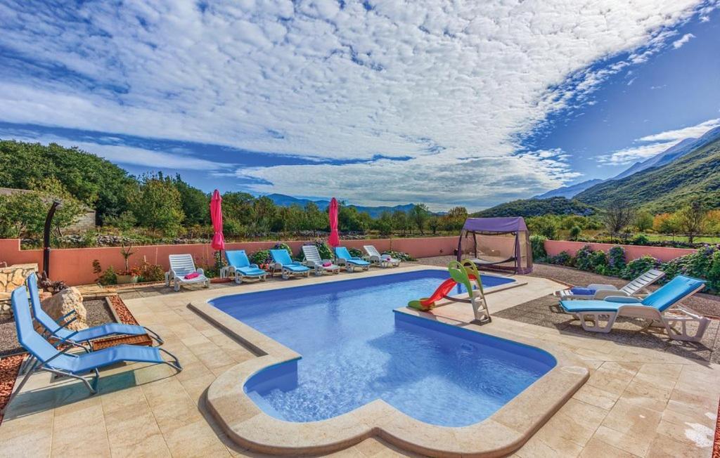 Holiday Home Perunika Zezevica Buitenkant foto